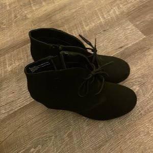 Like New Black Boots